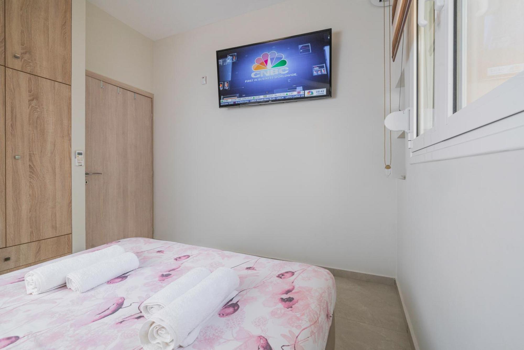 Neon Apartment, Modern, High Quality, Central Apt, Heraklion City エクステリア 写真