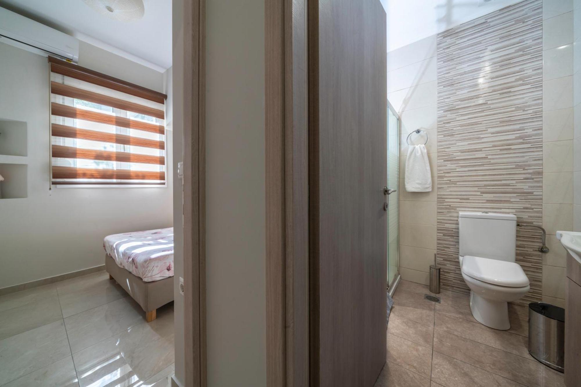 Neon Apartment, Modern, High Quality, Central Apt, Heraklion City エクステリア 写真