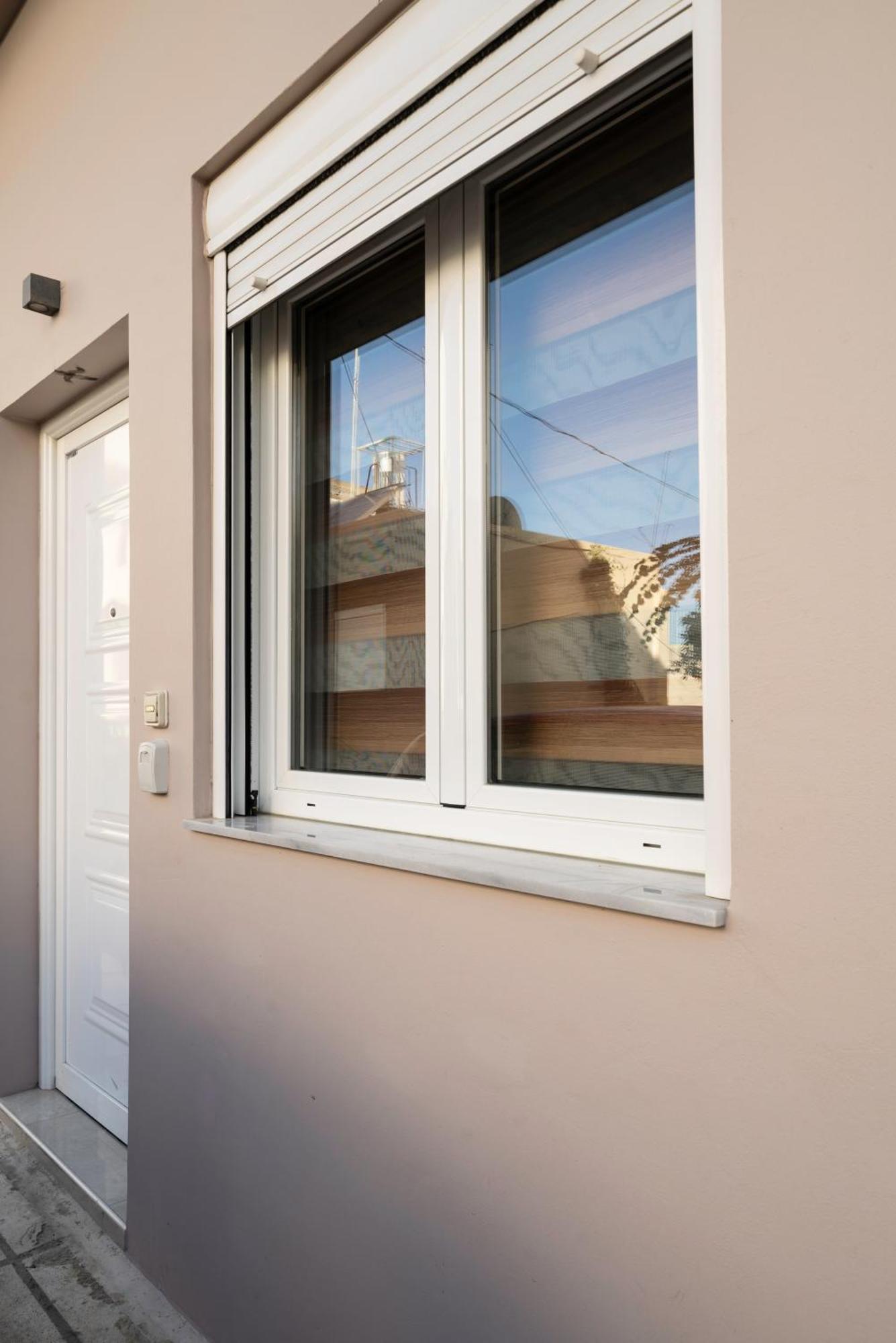 Neon Apartment, Modern, High Quality, Central Apt, Heraklion City エクステリア 写真